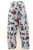 画像4: Vivienne Westwood / ALPHABET PRINT タックワイドデニムトラウザーズ 01 ブルー  O-24-05-05-018-pa-YM-OS (4)