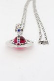 画像3: Vivienne Westwood / NEW SMALL ORB PENDANT-ROSE RED EDITION  ローズレッド  O-24-07-14-033-ac-YM-OS (3)