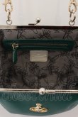 画像5: Vivienne Westwood / FRAME PURSEチェーンショルダーバッグ  グリーン  O-24-10-13-089-ba-YM-OS (5)