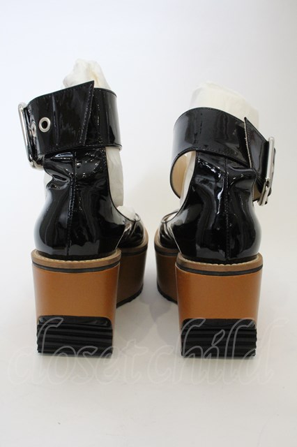 靴/シューズVivienne Westwood プラットフォームベルトパンプス - urtrs.ba